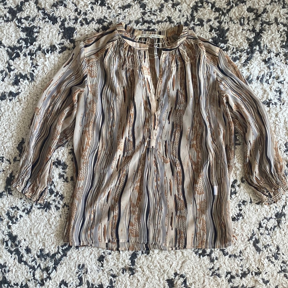Sheer, printed top